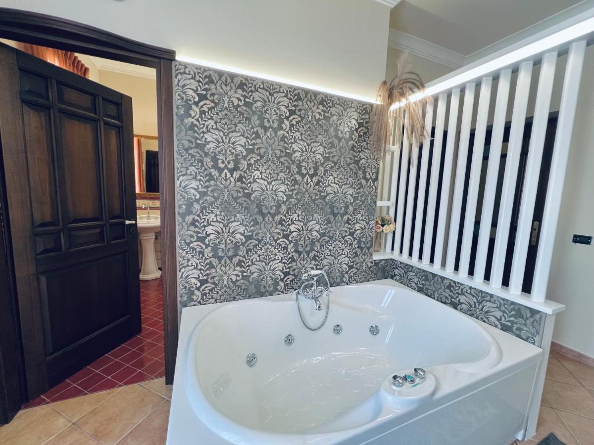 Casa Aieddu Otel Terrasini Dış mekan fotoğraf